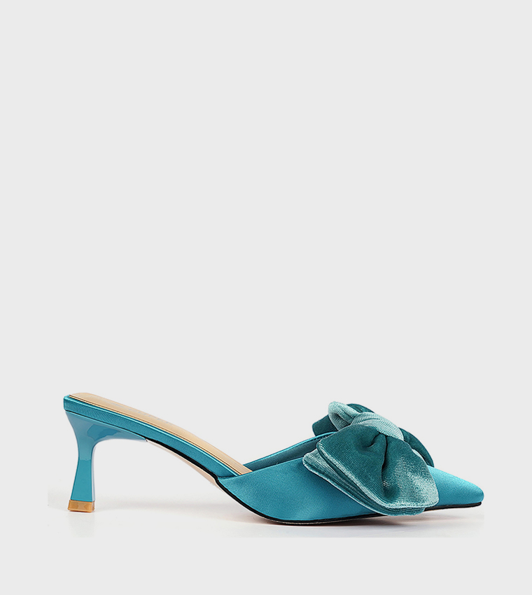 Bow Detail Pointed Toe Pumps