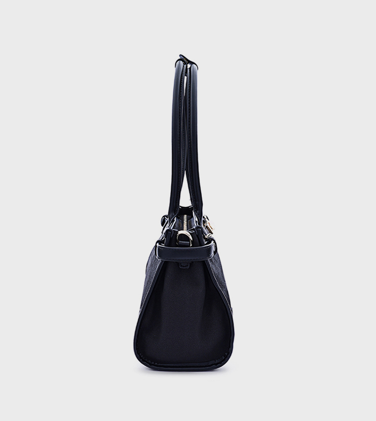 LUXURIOUS Textured Shoulder Bag