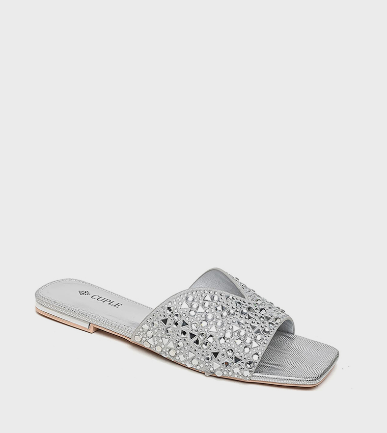 Embellished Open Toe Flat Sandals