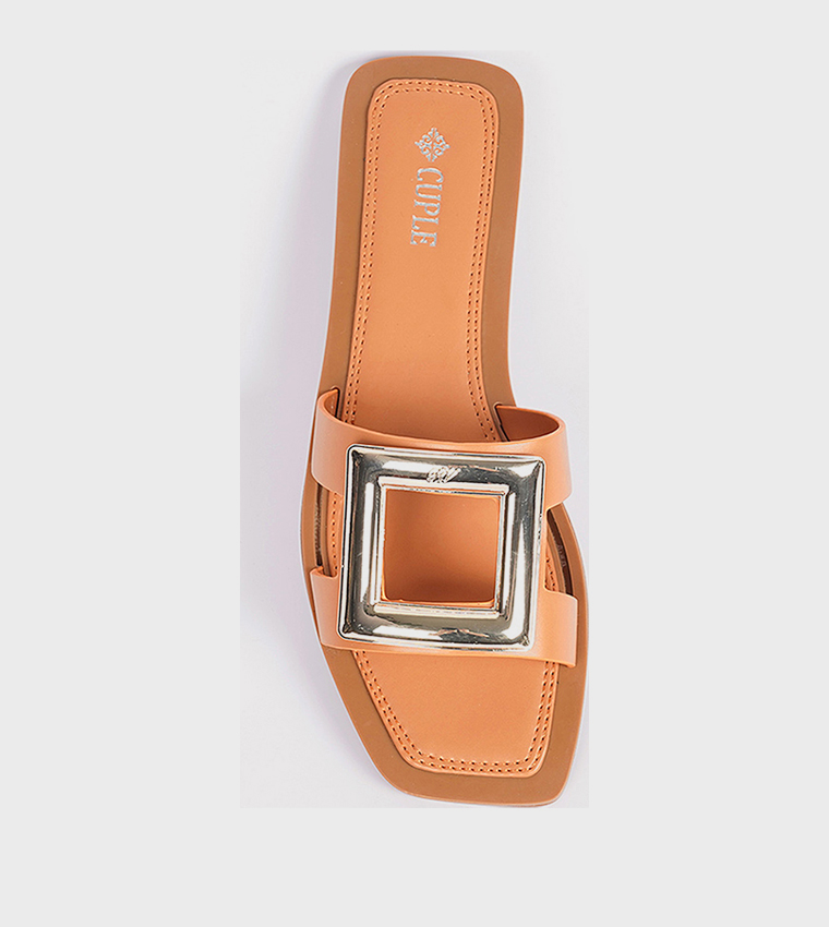 Metal Accent Open Toe Flat Sandals