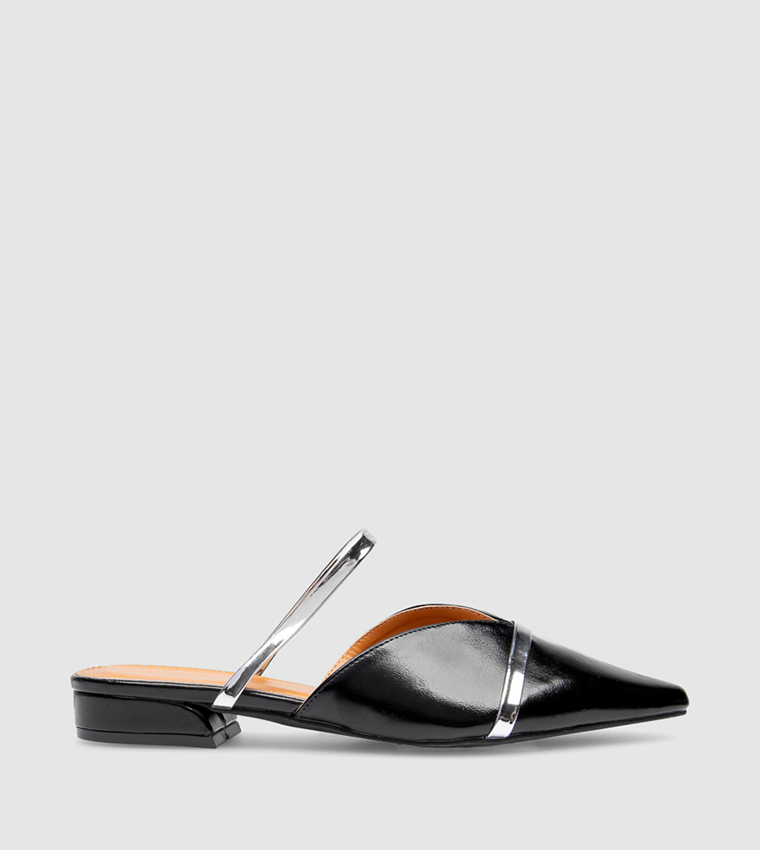Buy DEEZEE CCC Low Heel Flat Sandal In Black 6thStreet UAE