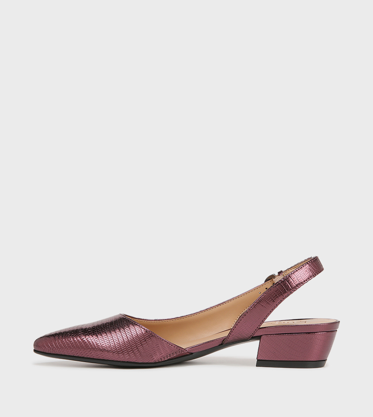 Buy Naturalizer BANKS Textured Slingback Sandals In Burgundy 6thStreet UAE