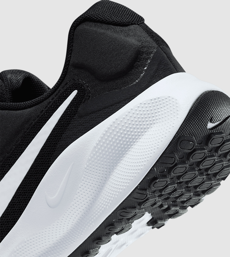 REVOLUTION 7 Textured Running Shoes