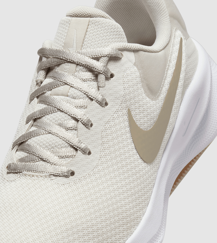 REVOLUTION 7 Textured Running Shoes