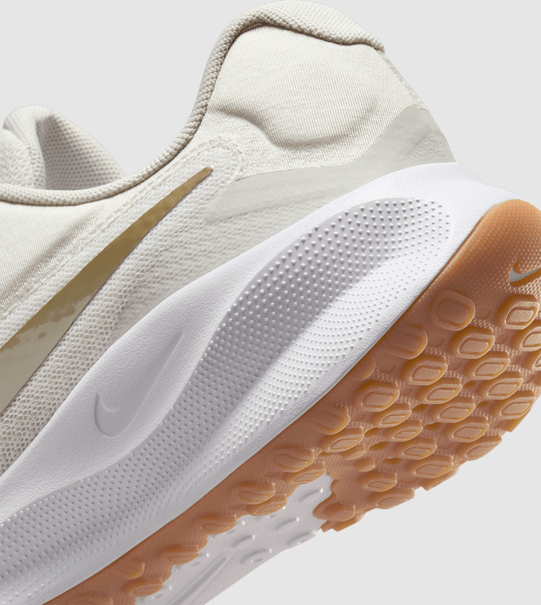 REVOLUTION 7 Textured Running Shoes