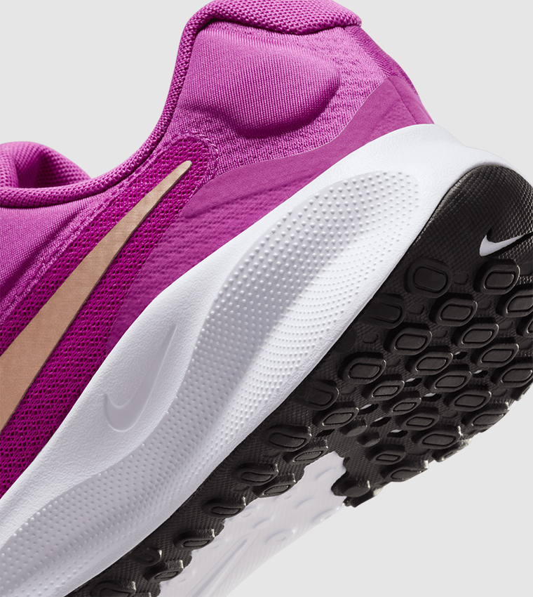 REVOLUTION 7 Textured Running Shoes