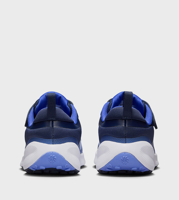 REVOLUTION 7 PSV Runner Sneakers
