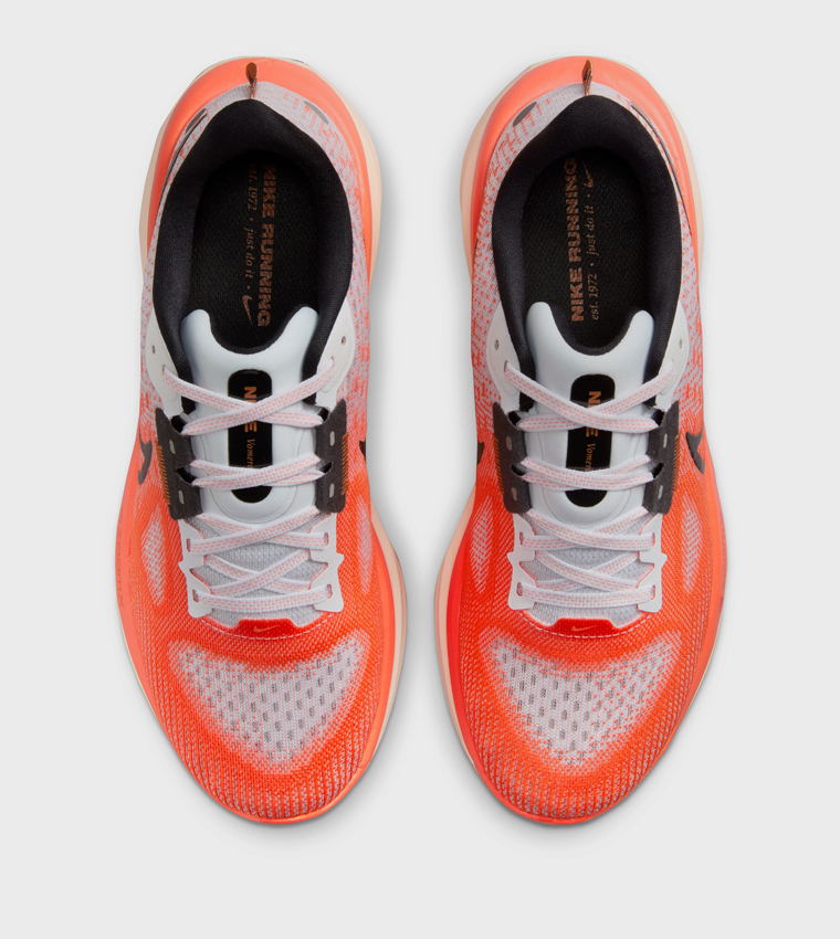 VOMERO 17 Runner Sneakers