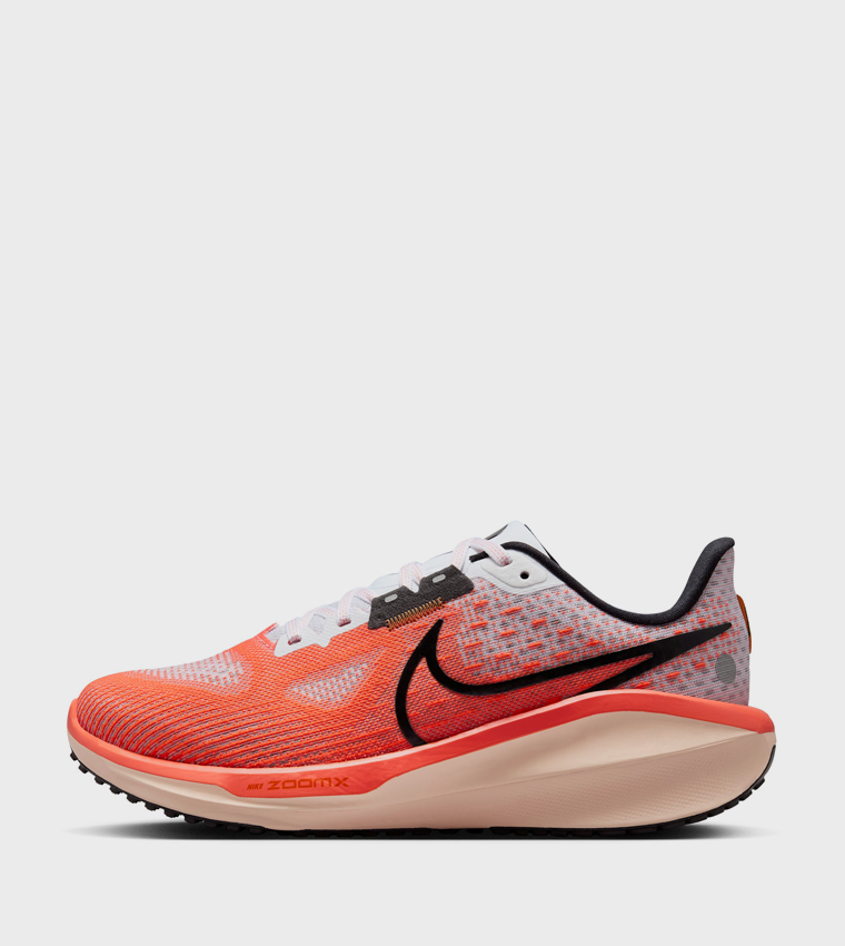 VOMERO 17 Runner Sneakers