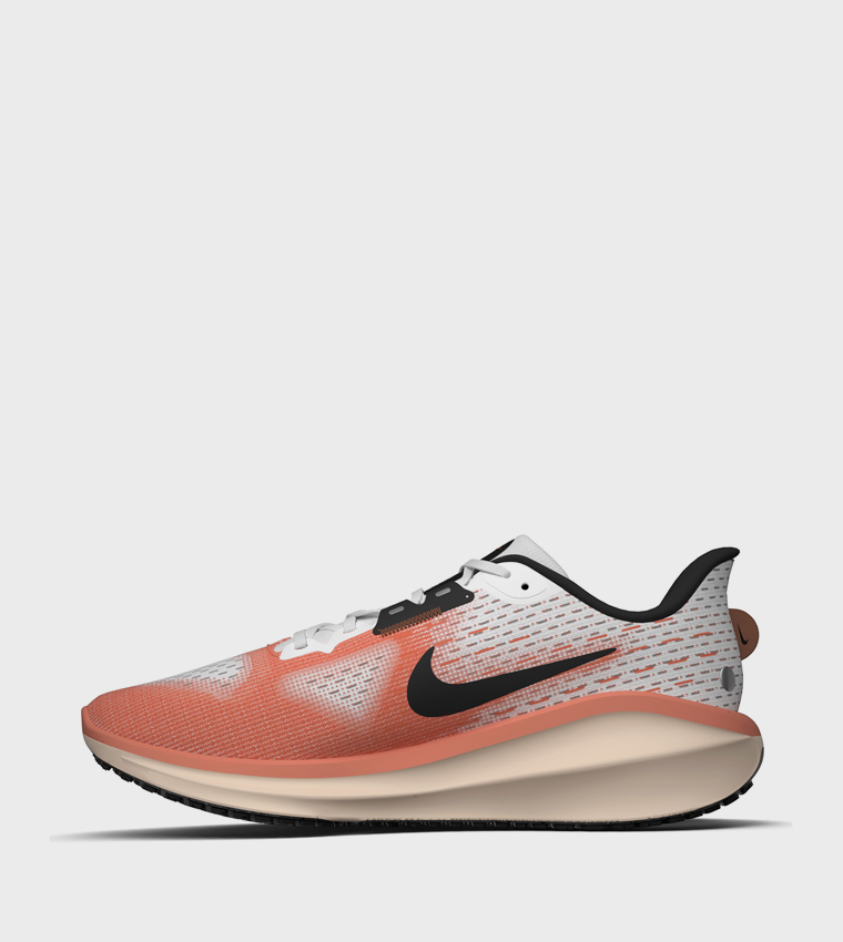 VOMERO 17 Runner Sneakers