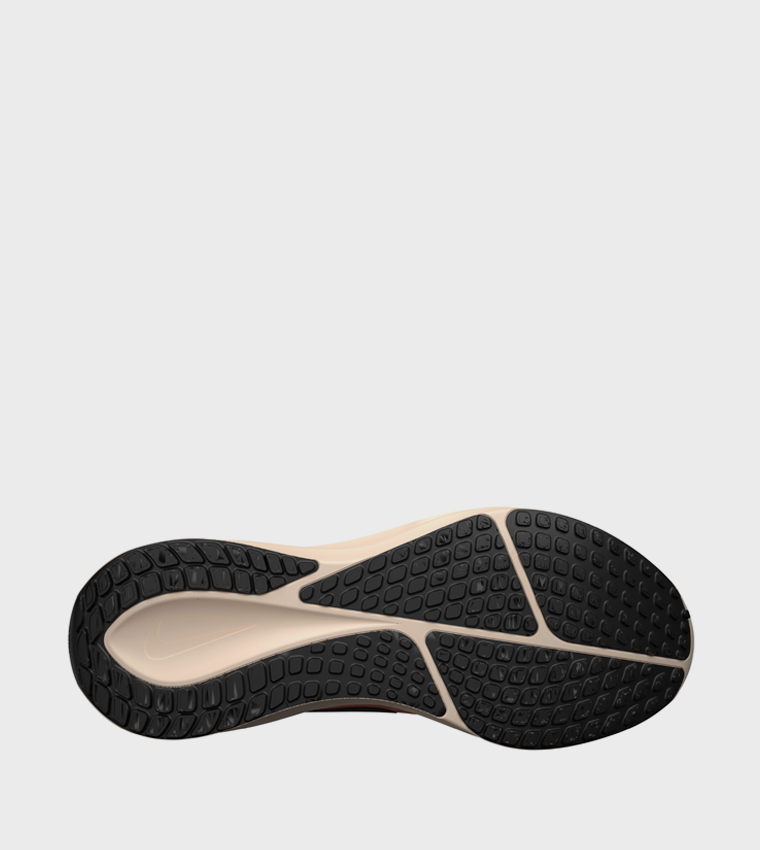 VOMERO 17 Runner Sneakers