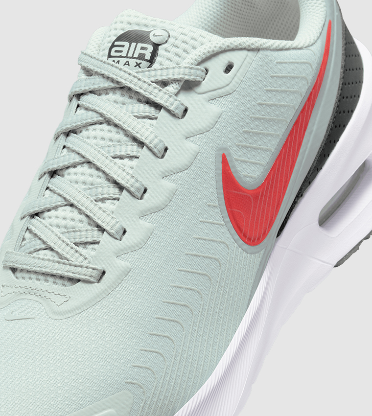 AIR MAX NUAXIS Lace Up Running Shoes