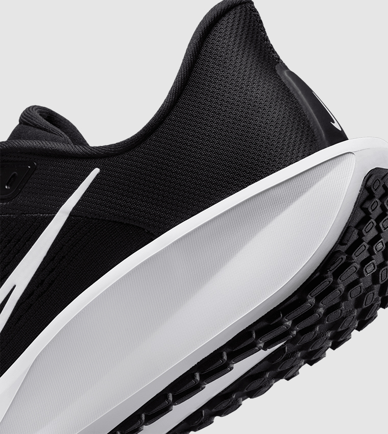 QUEST 6 Lace Up Running Shoes