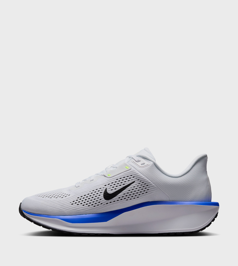 QUEST 6 Runner Sneakers