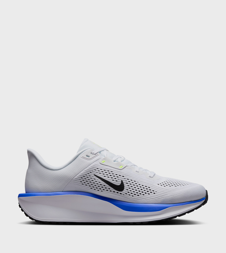 QUEST 6 Runner Sneakers