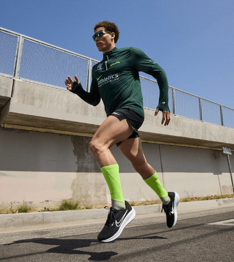 DOWNSHIFTER 13 Lace Up Running Shoes