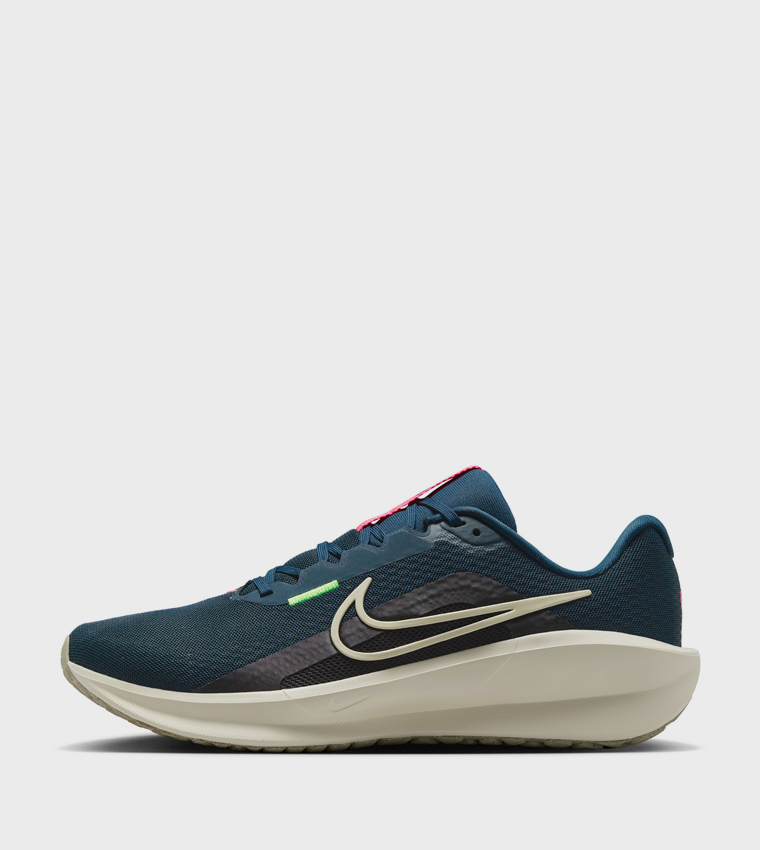 DOWNSHIFTER 13 Runner Sneakers
