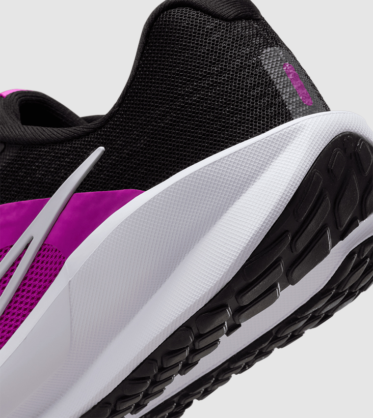 DOWNSHIFTER 13 Running Shoes