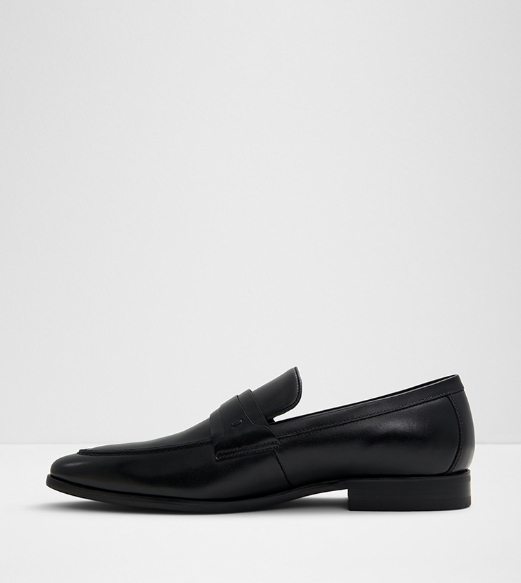 FERRO Slip-On Loafers