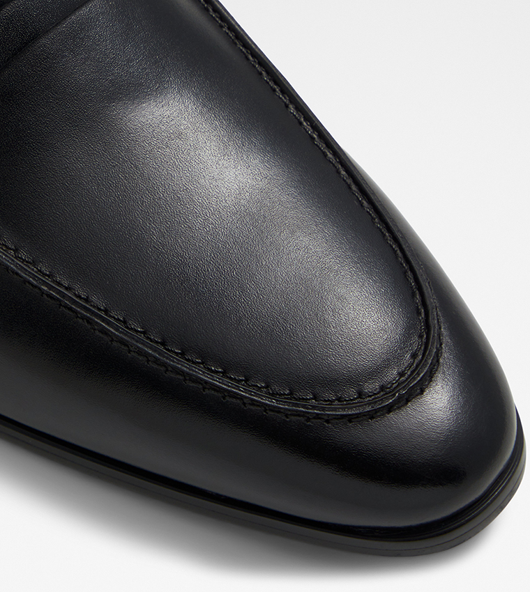 FERRO Slip-On Loafers