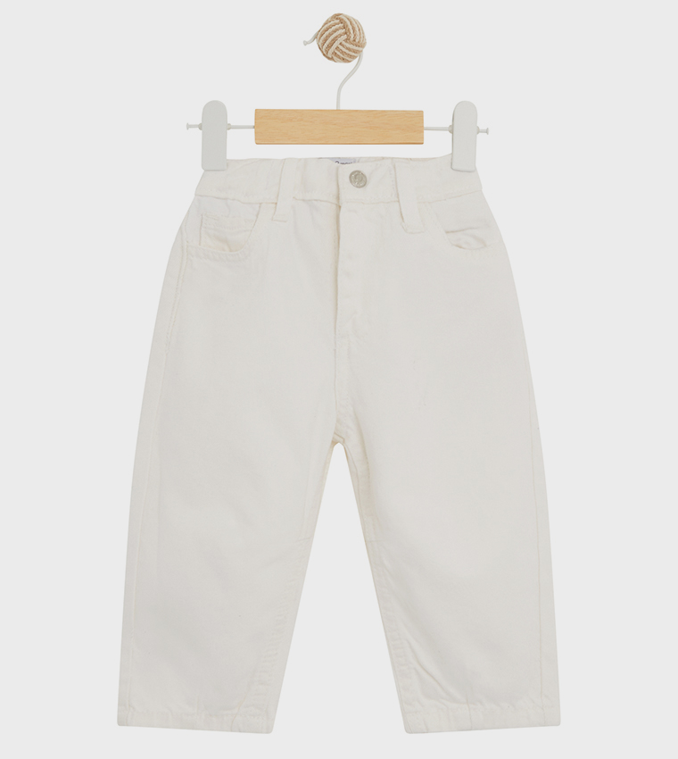 Button Closure Straight Fit Jeans