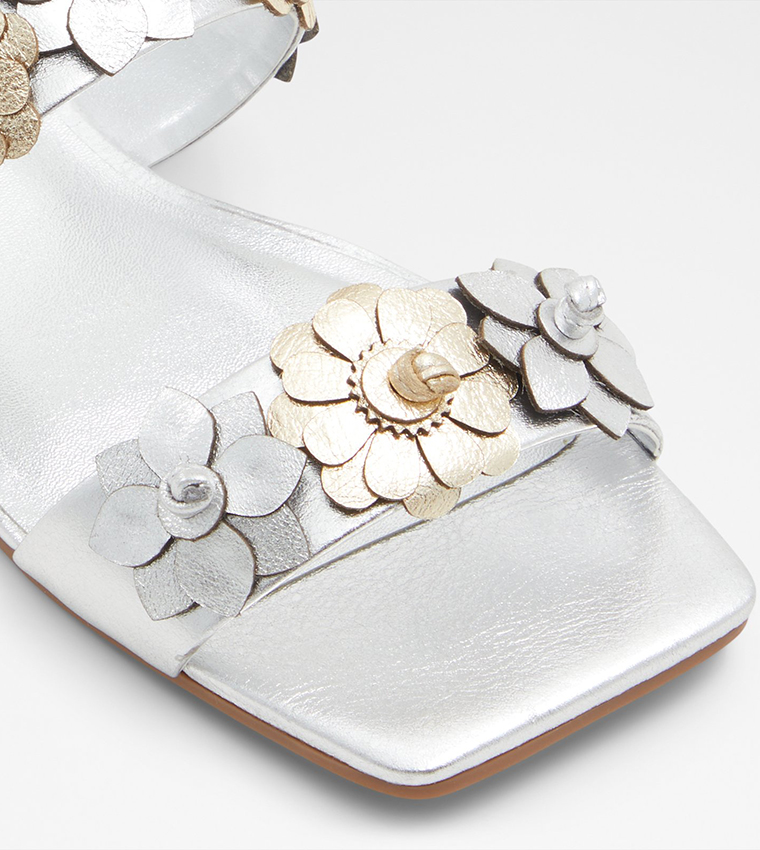 FIORE Floral Appliqued Flat Sandals