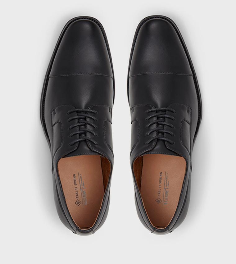 FITZWILLIAM Lace-Up Derby Shoes