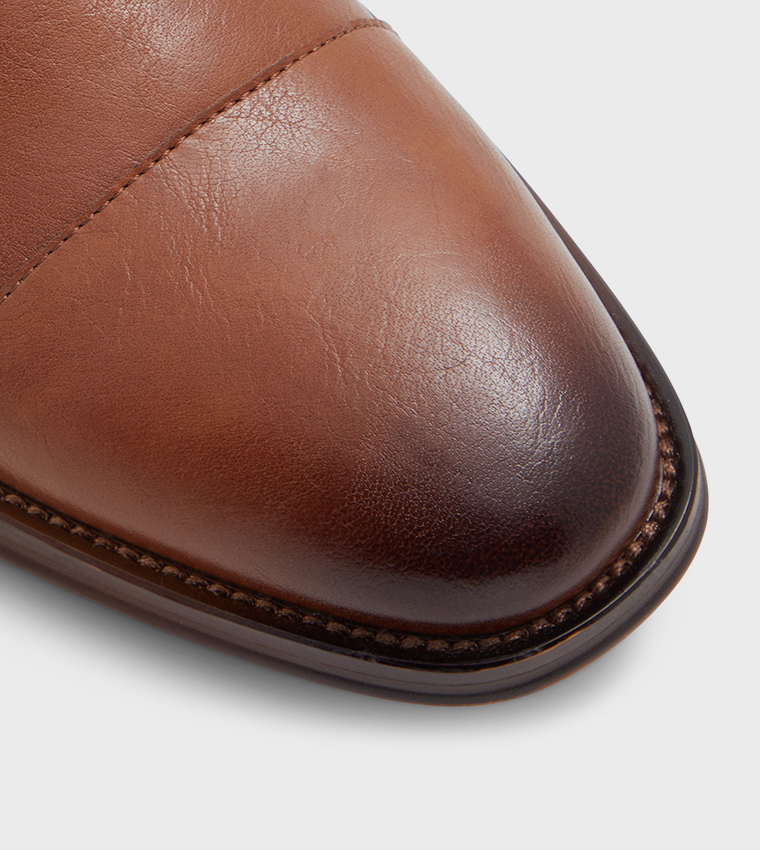 FITZWILLIAM Lace-Up Derby Shoes