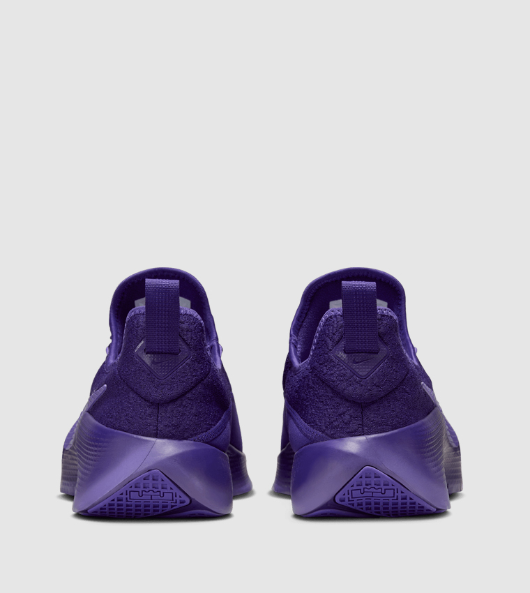ROYALTY Slip-On Training Shoes