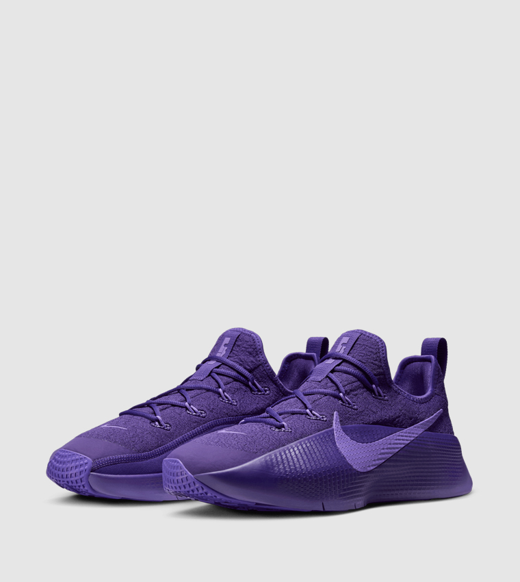ROYALTY Slip-On Training Shoes