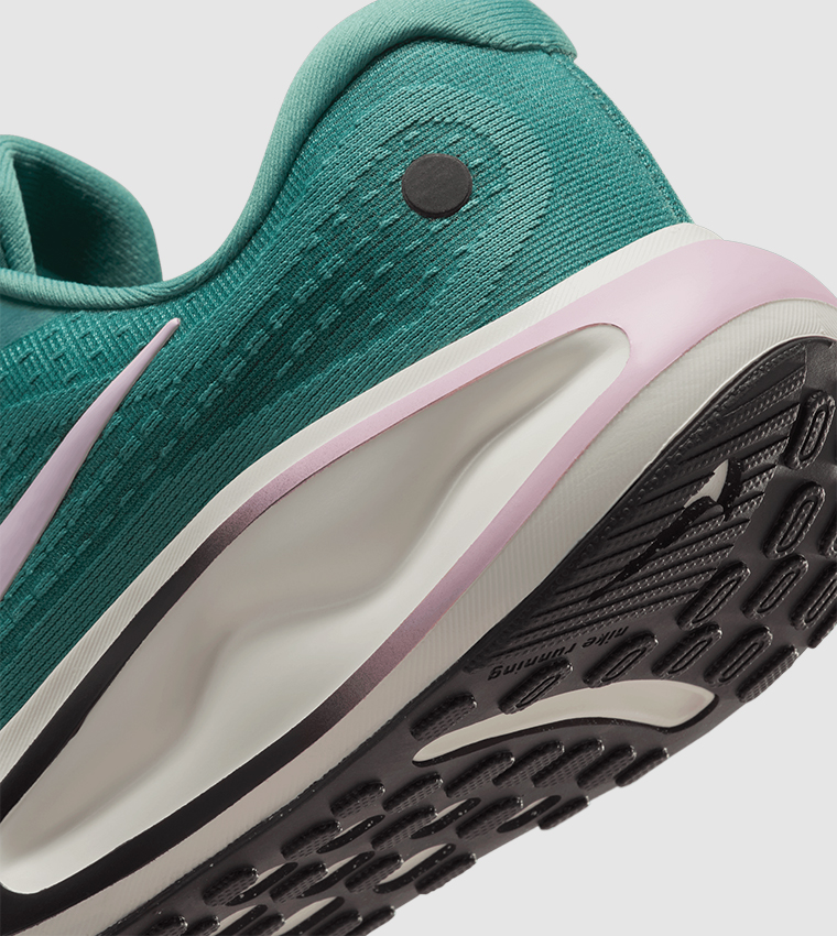 JOURNEY Textured Running Shoes