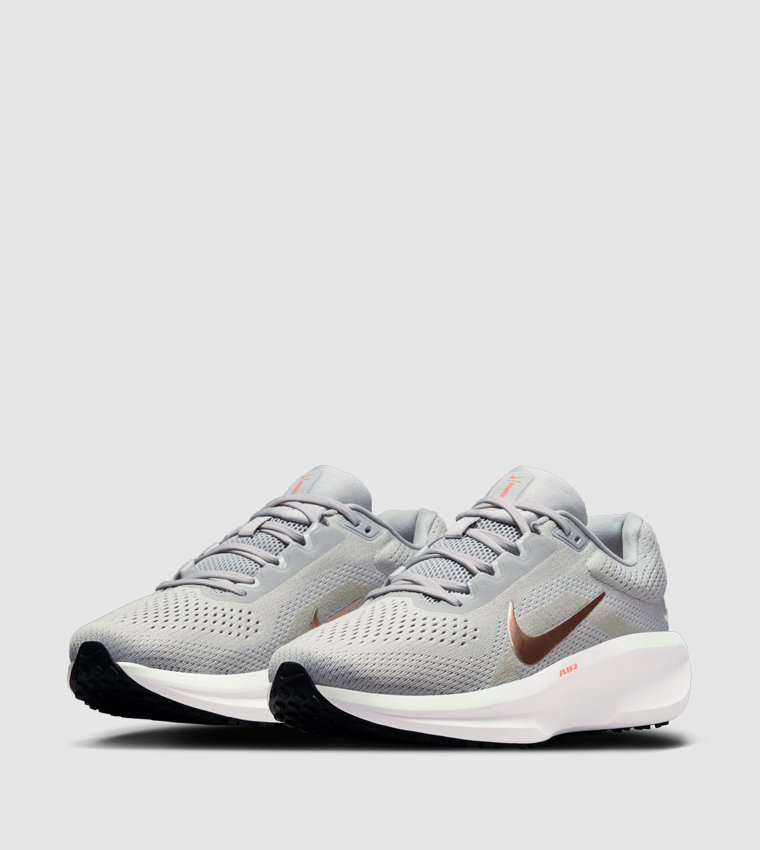AIR WINFLO 11 Textured Running Shoes