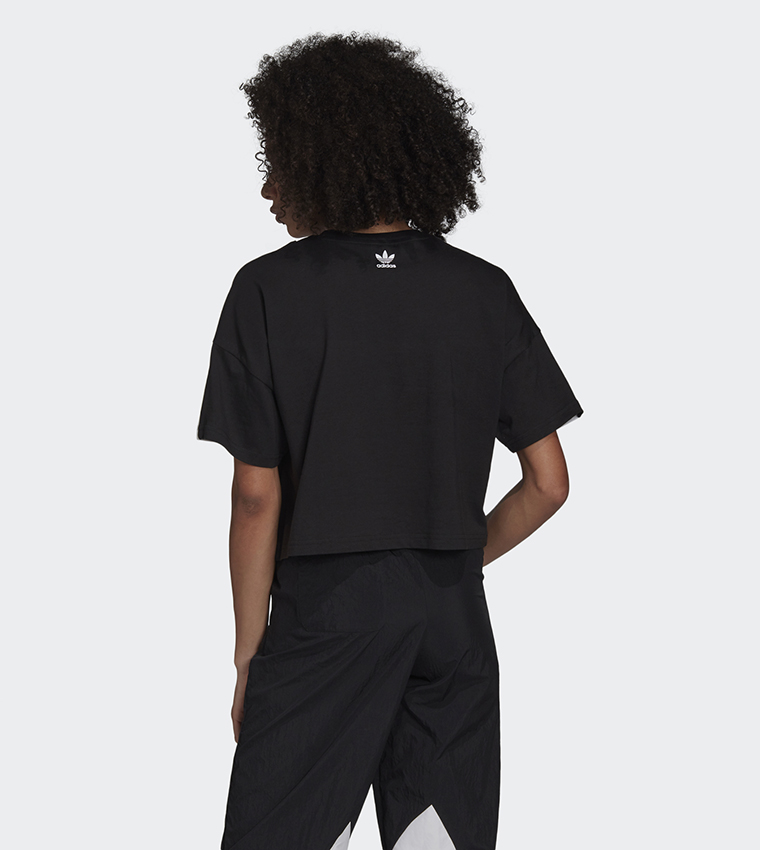 Treasure Slumber sense Buy Adidas Short Sleeve Round Neck Tshirts Black In Black | 6thStreet Kuwait