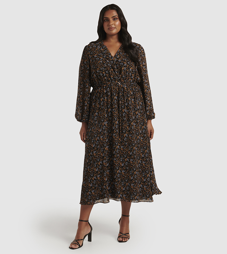 Buy Forever New NICOLETTA Curve Wrap Front Midi Dress In Multiple Colors |  6thStreet Kuwait