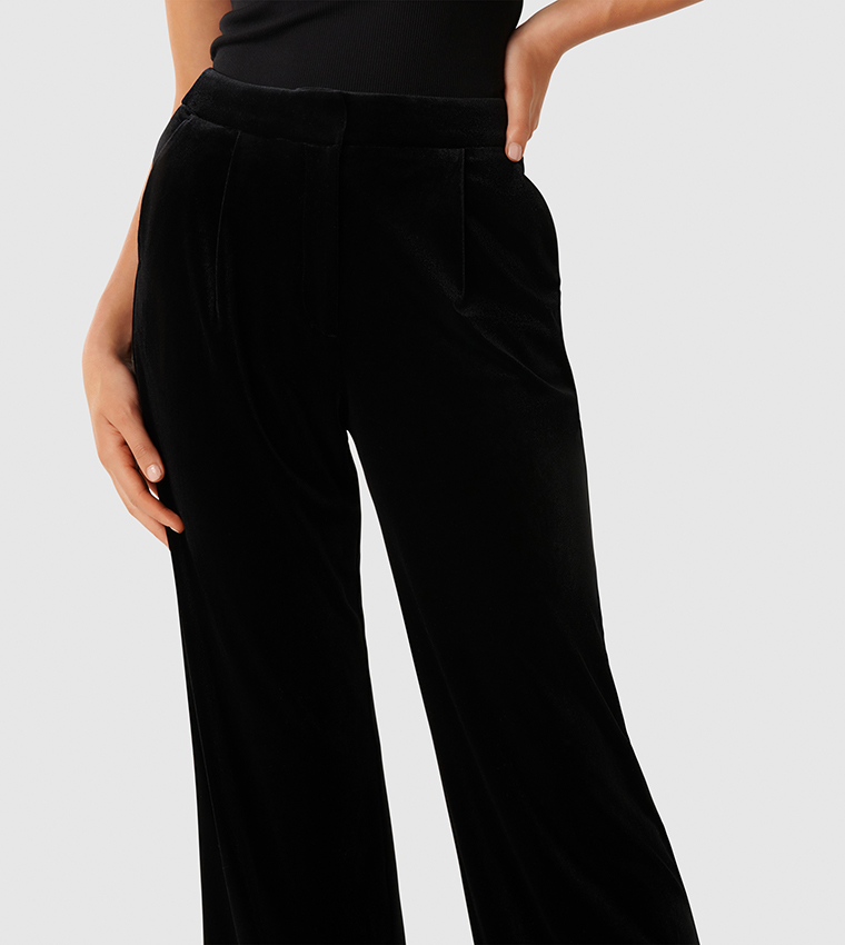 VERA Velvet Straight Fit Pants