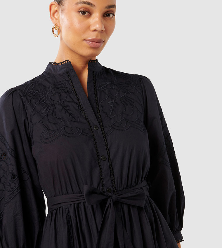 AISHA Embroidered 3/4 Sleeves Midi Dress