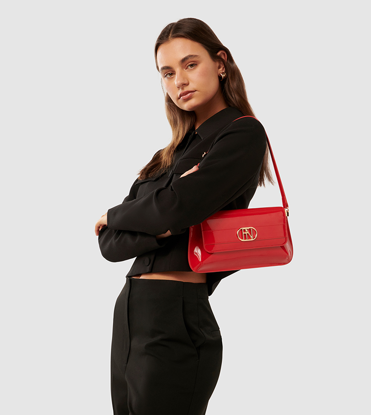 SHILOH Glossy Shoulder Bag