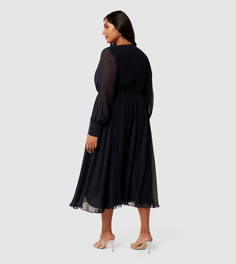 GENEVIEVE Curve Crinkle Midi Dress