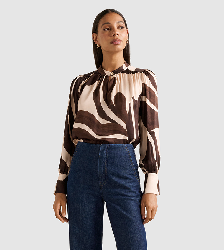 KAI Ruched Long Sleeves Top
