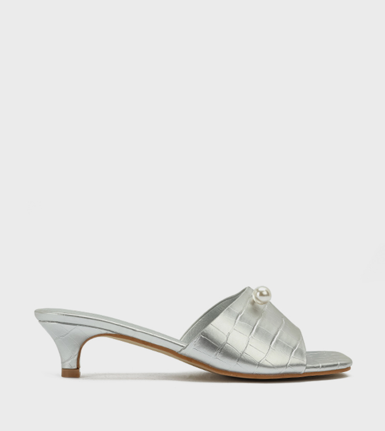 Textured Open Toe Kitten Heel Sandals