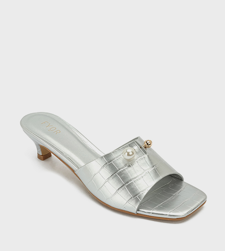 Textured Open Toe Kitten Heel Sandals