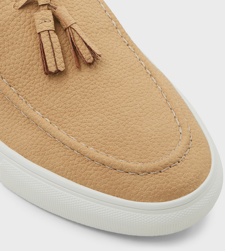 FOWLEY Textured Boat Shoes