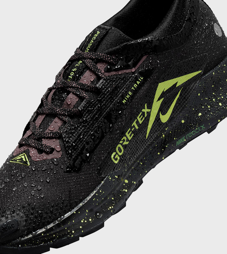 سنيكرز جري بيغاسوس تريل 5 مقاوم للماء