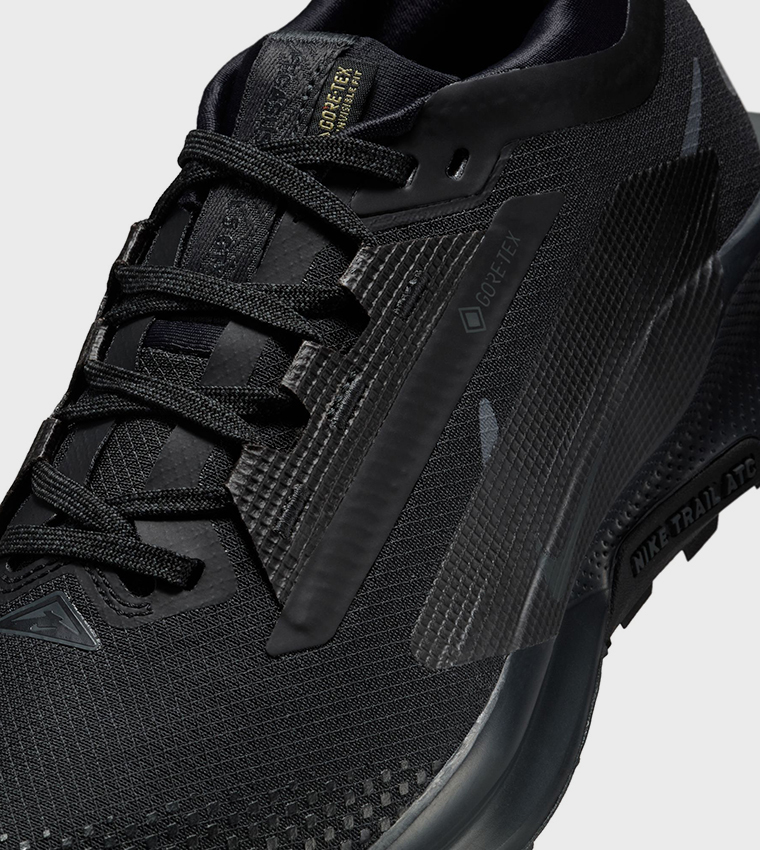 سنيكرز جري بيغاسوس تريل 5 مقاوم للماء