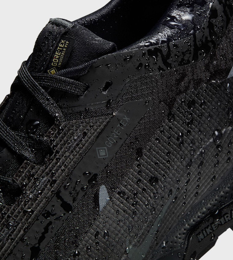 سنيكرز جري بيغاسوس تريل 5 مقاوم للماء