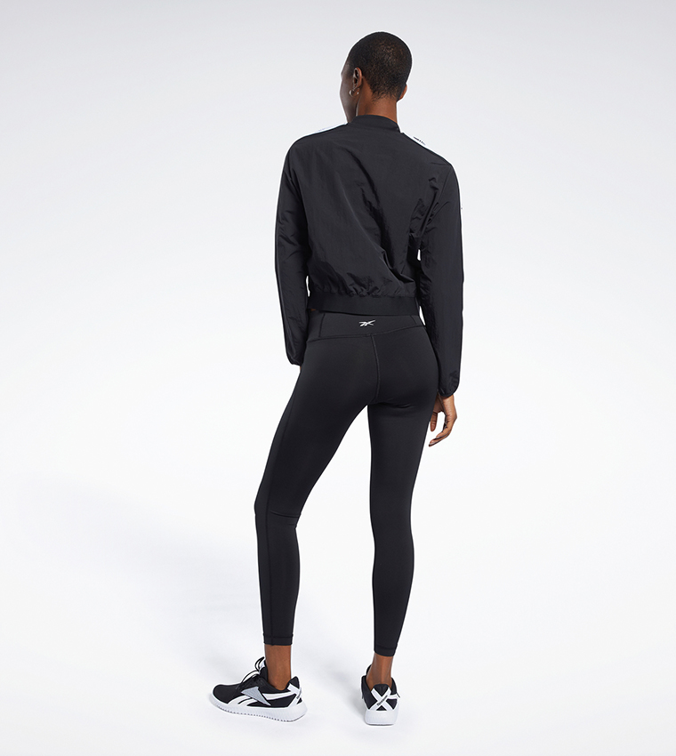 Te Myt Woven Jkt Ts-Black