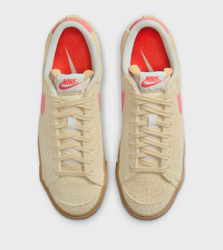 BLAZER '77 Low Top Sneakers