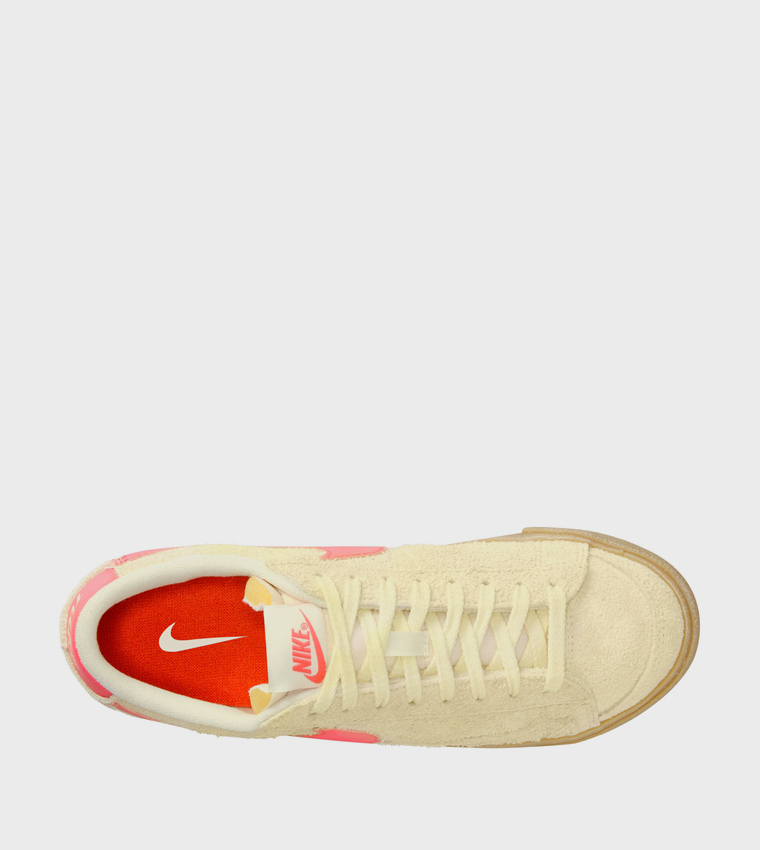 BLAZER '77 Low Top Sneakers