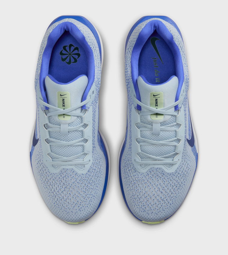 AIR WINFLO 11 WIDE Runner Sneakers