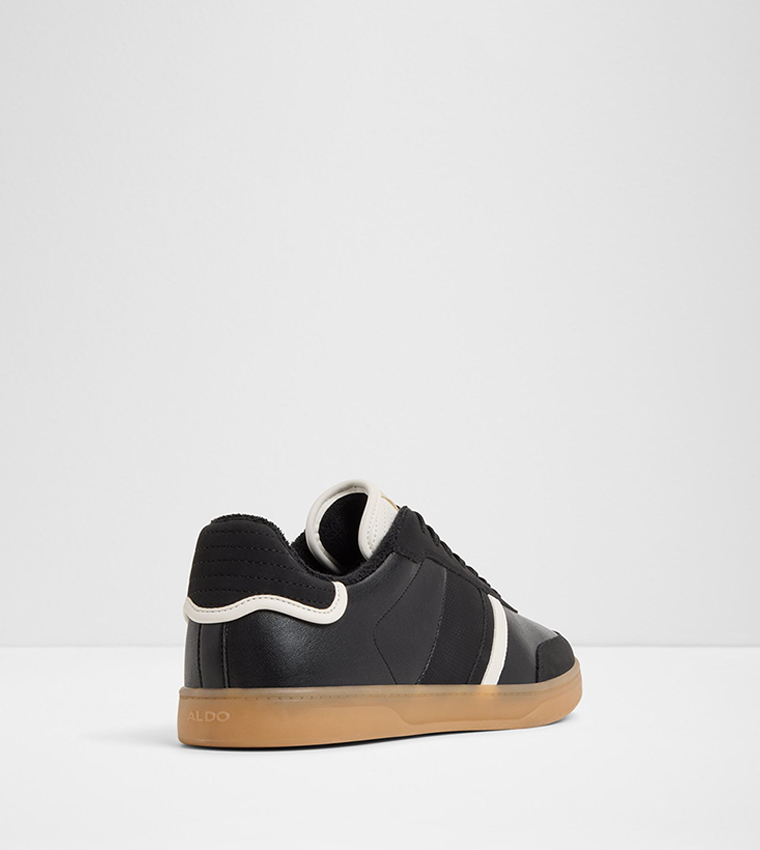 FREEKICK Textured Low-Top Sneakers